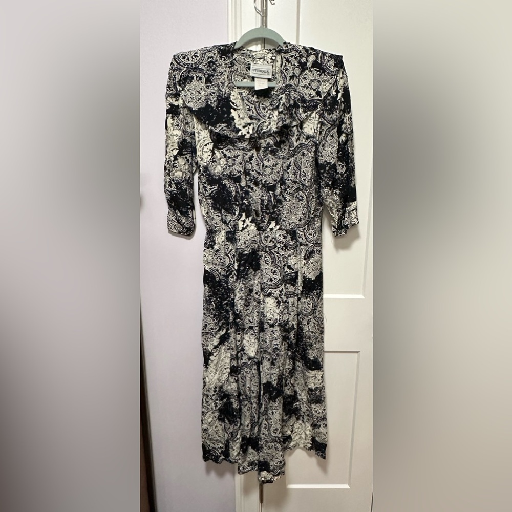 Vintage 1990 Studio L.L. floral romper jumpsuit, with 3/4 sleeves, size 10.